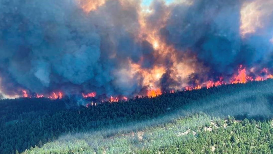 Požáry na západě Kanadě zničily už druhé městečko